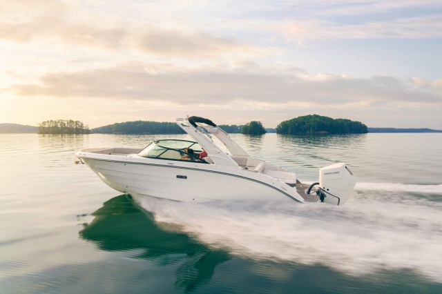 Sea Ray SDX 270 OB US